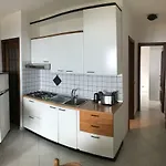 Barabarca カポリーヴェリ