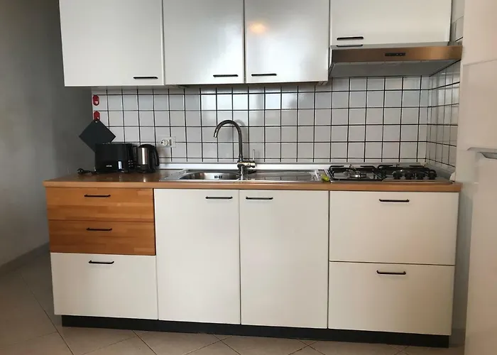 Barabarca كابوليفيري